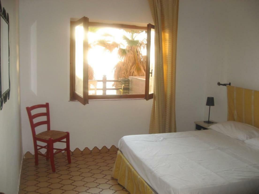Waterfront Apartments Bosa Porto Alabe Экстерьер фото