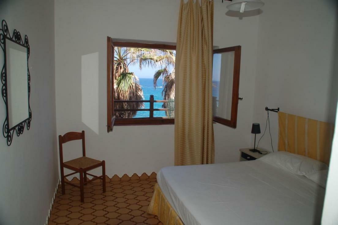 Waterfront Apartments Bosa Porto Alabe Экстерьер фото