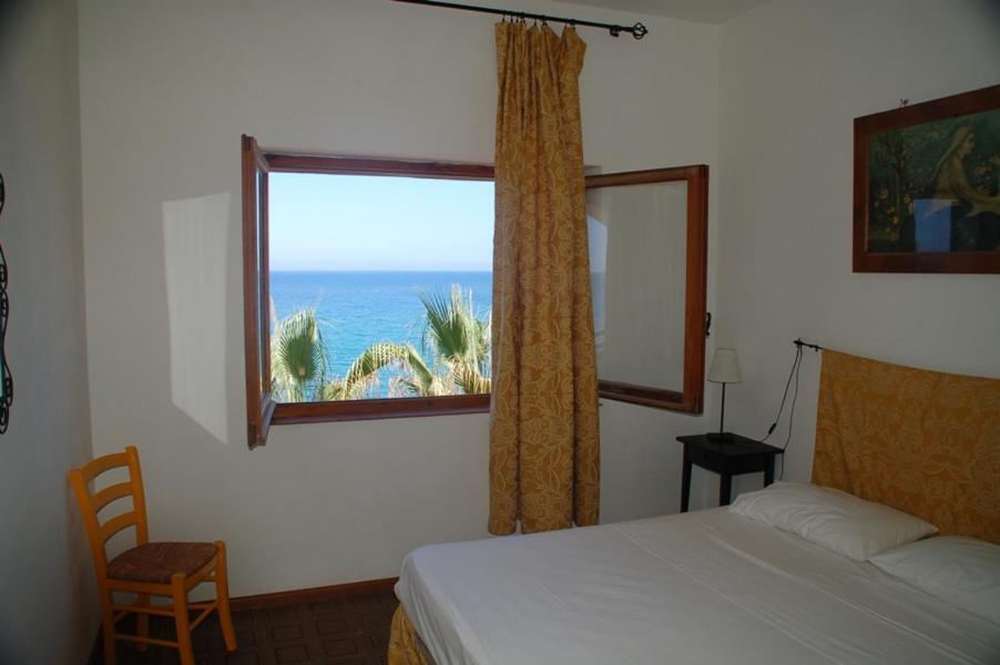 Waterfront Apartments Bosa Porto Alabe Экстерьер фото