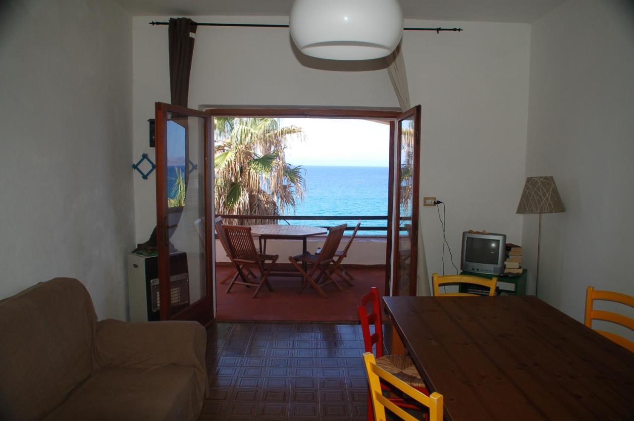 Waterfront Apartments Bosa Porto Alabe Экстерьер фото
