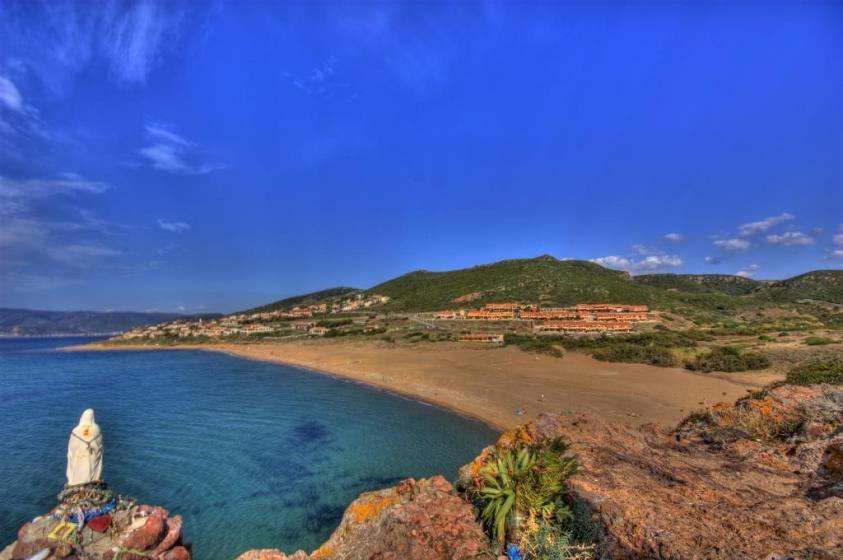 Waterfront Apartments Bosa Porto Alabe Экстерьер фото